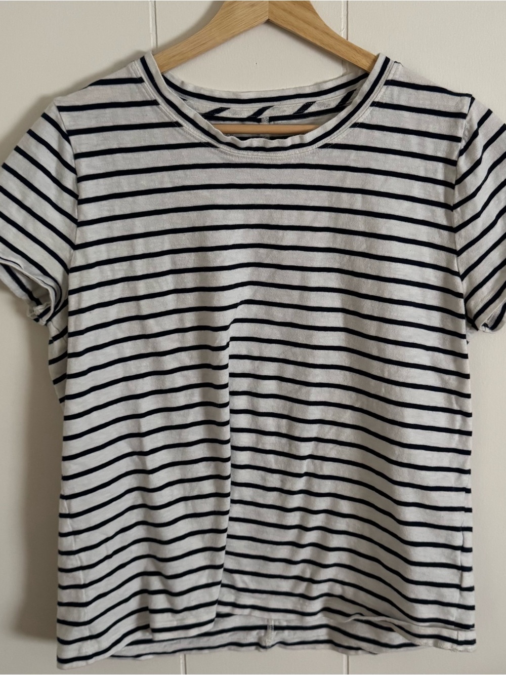 J. Crew Girlfriend Tee White and Navy Striped Size L